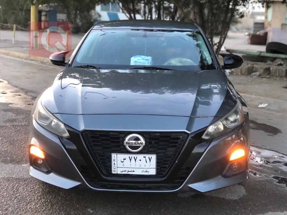 نيسان ألتيما